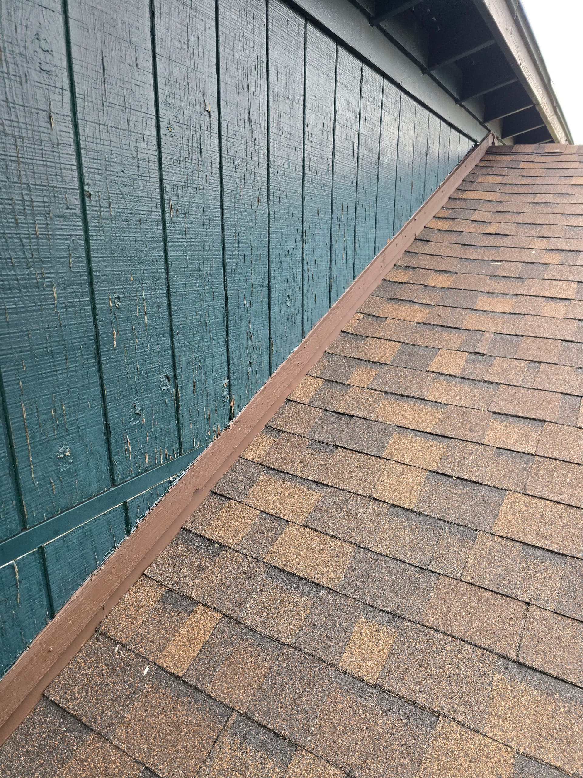 Gallery photos for Wood Counter Flashing Done Right on a Pine AZ Home: Image #4