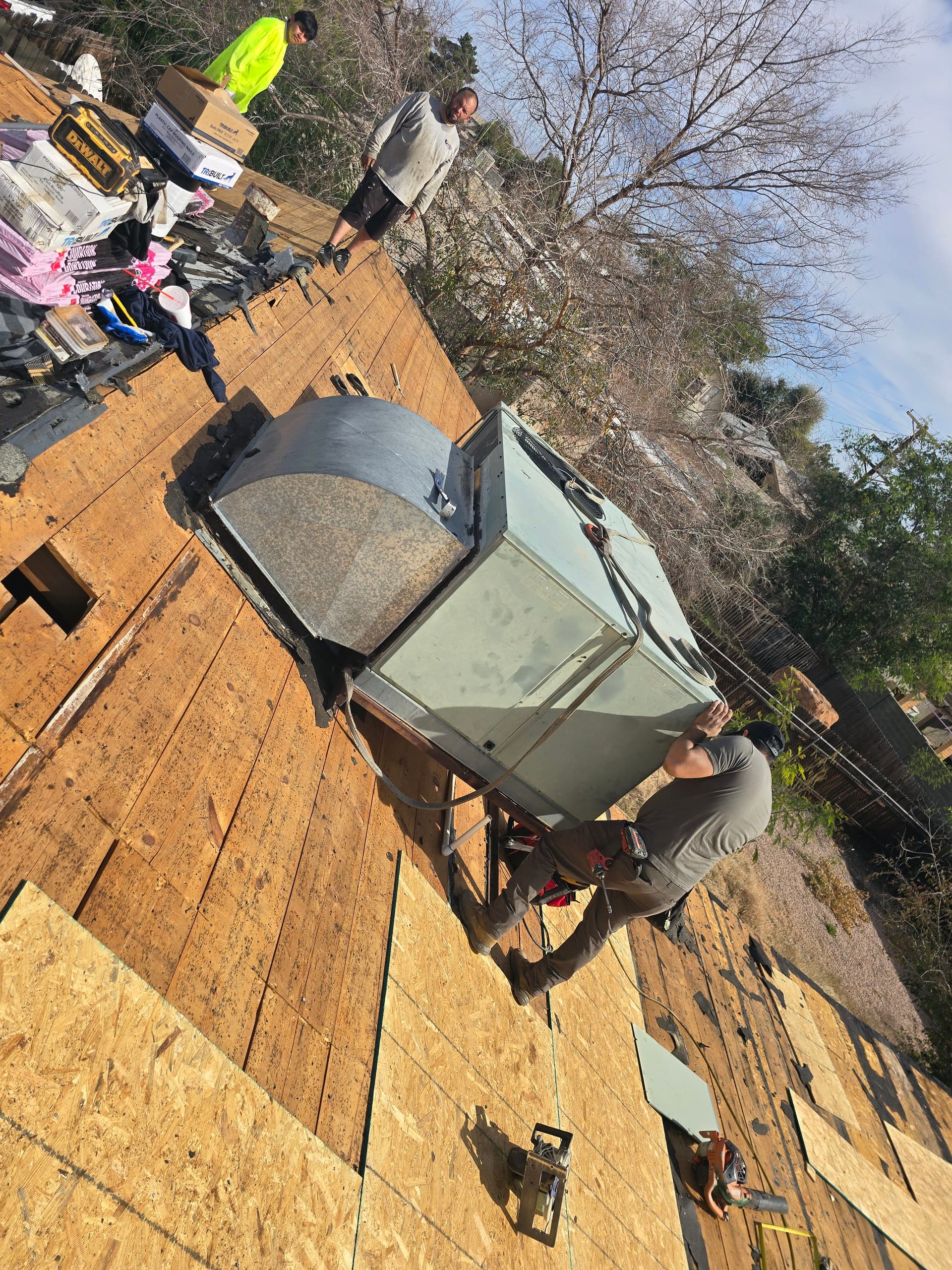 Gallery photos for Full Redeck and Duration Shingle Upgrade Done Right: Image #4