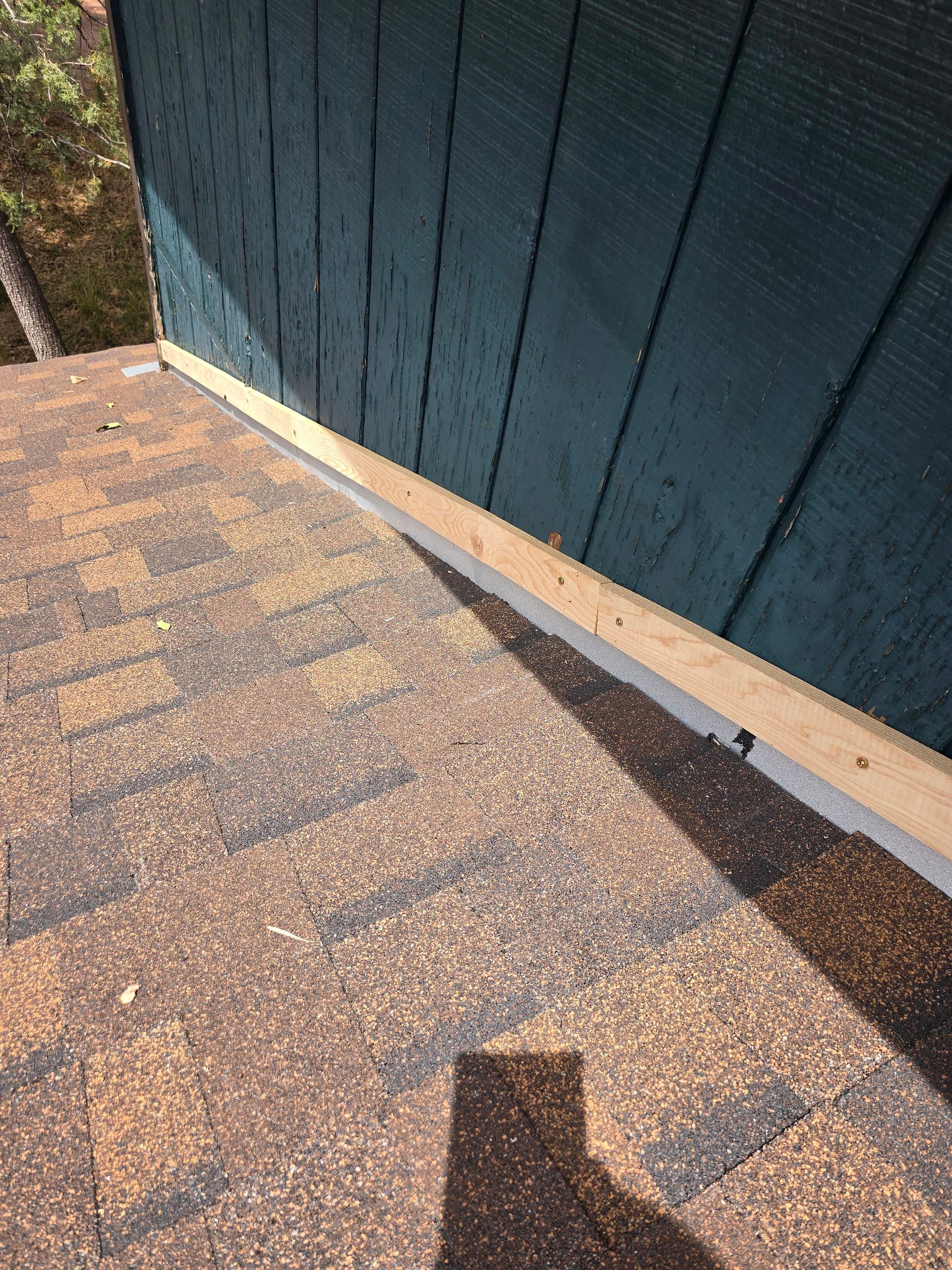 Gallery photos for Wood Counter Flashing Done Right on a Pine AZ Home: Image #2
